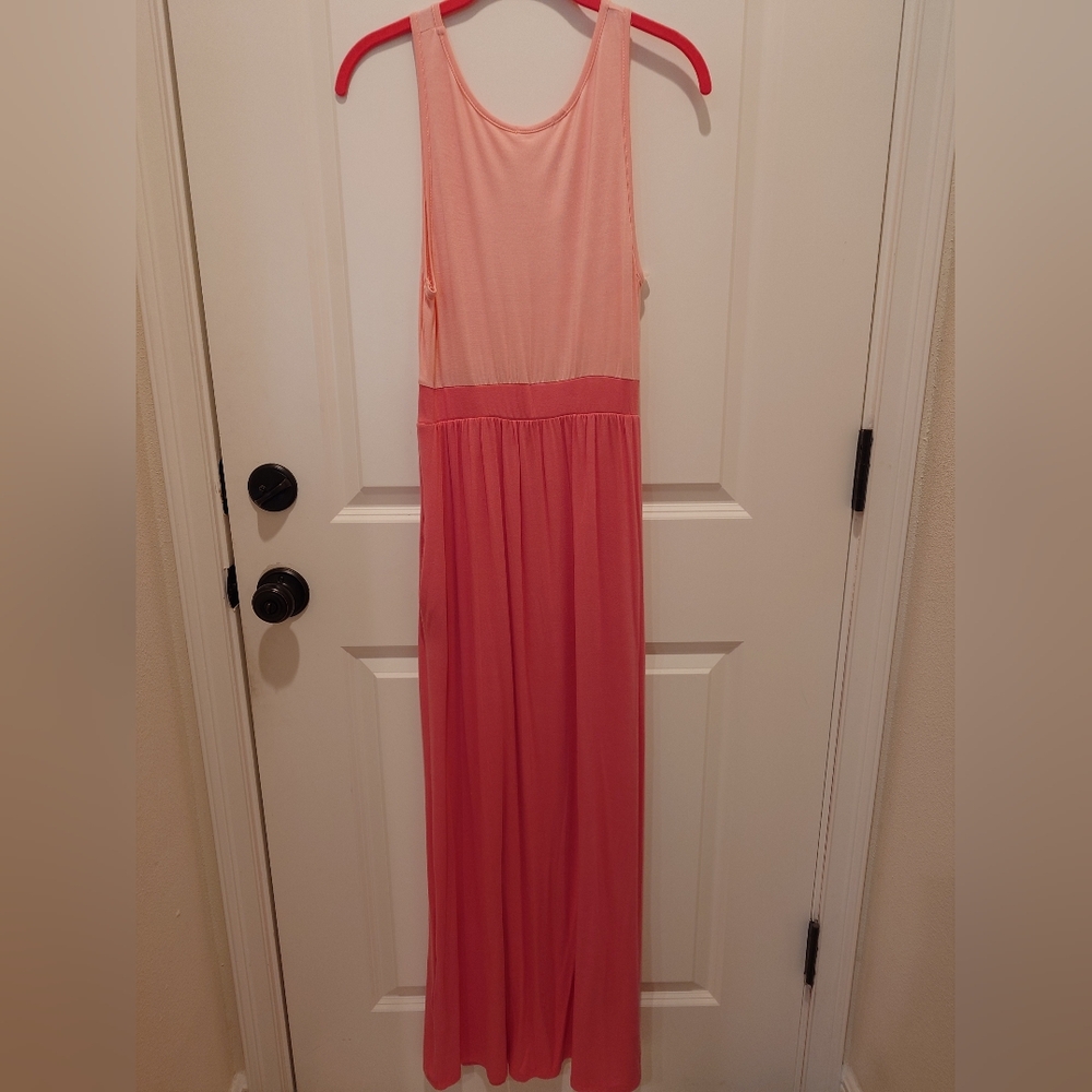 Casual Maxi Dress - Picture 2 of 4